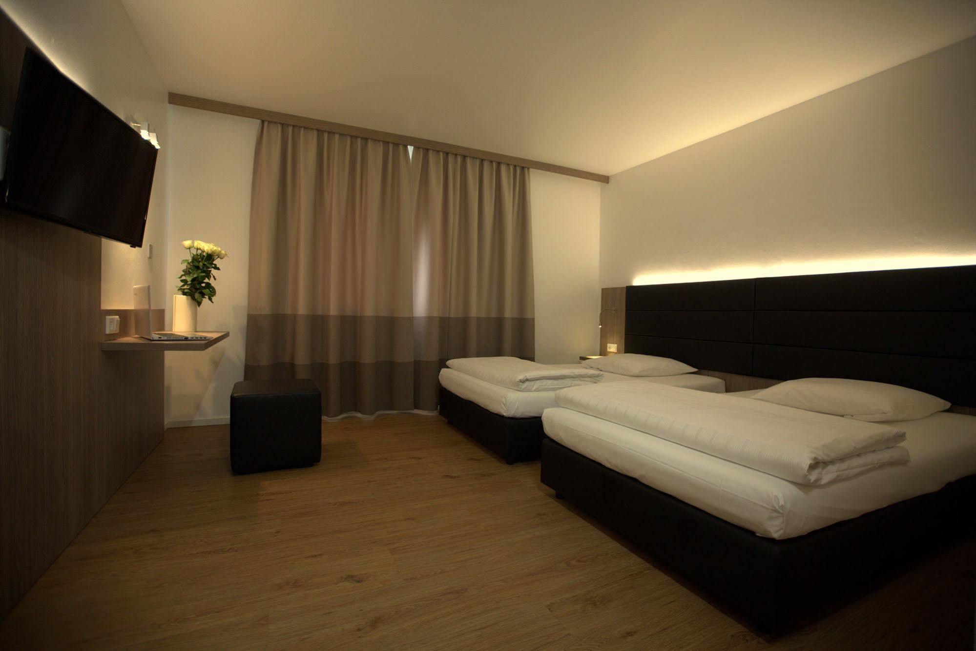 Airport Hotel Walldorf Moerfelden-Walldorf Exterior photo