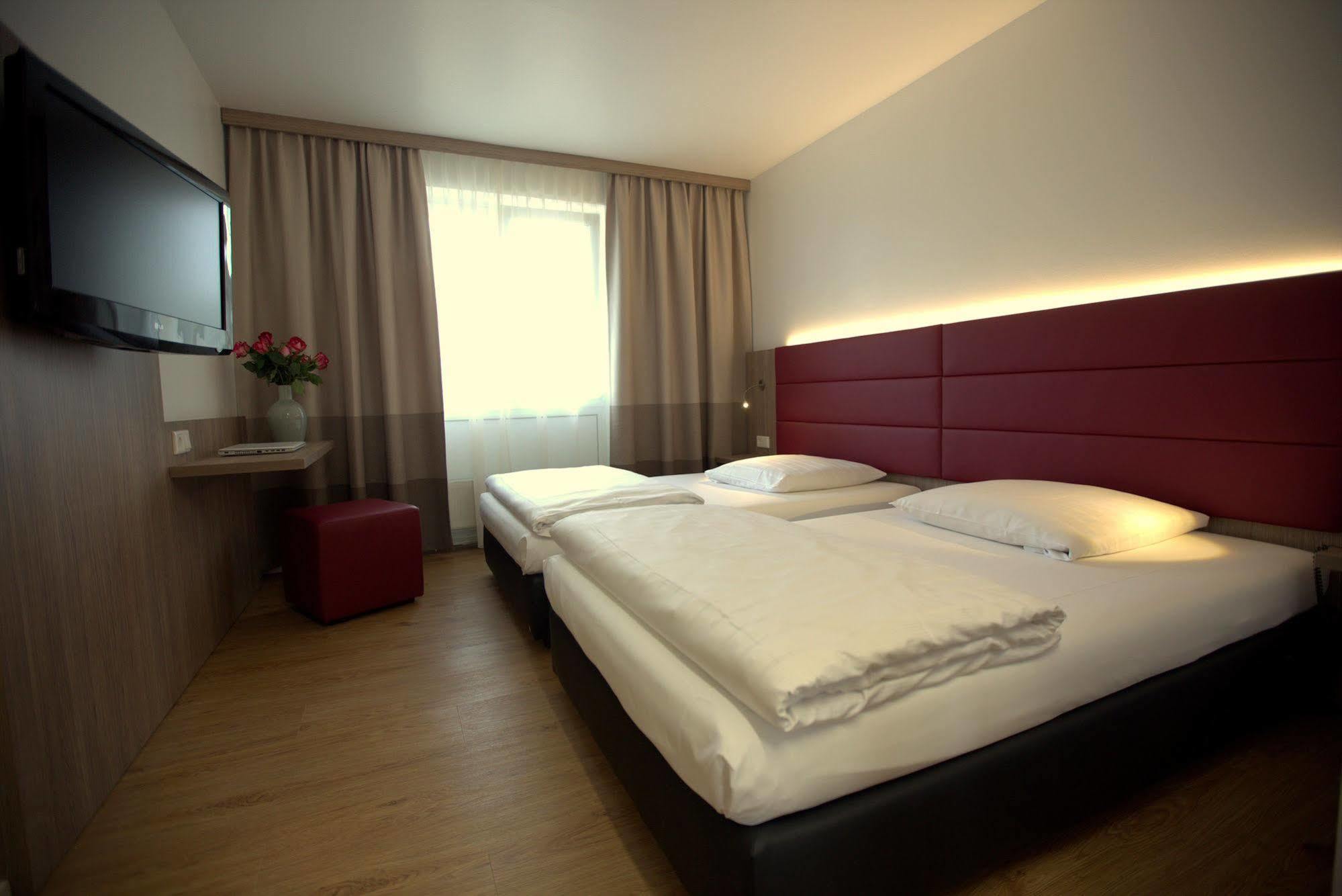 Airport Hotel Walldorf Moerfelden-Walldorf Exterior photo